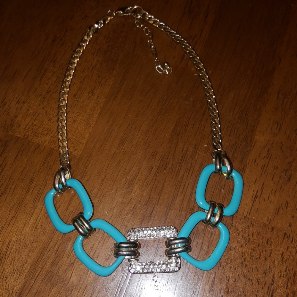 $5 ITEM MUST BUNDLE WITH 2 OTHER ITEMS Adjustable costume choker - Picture 1 of 5